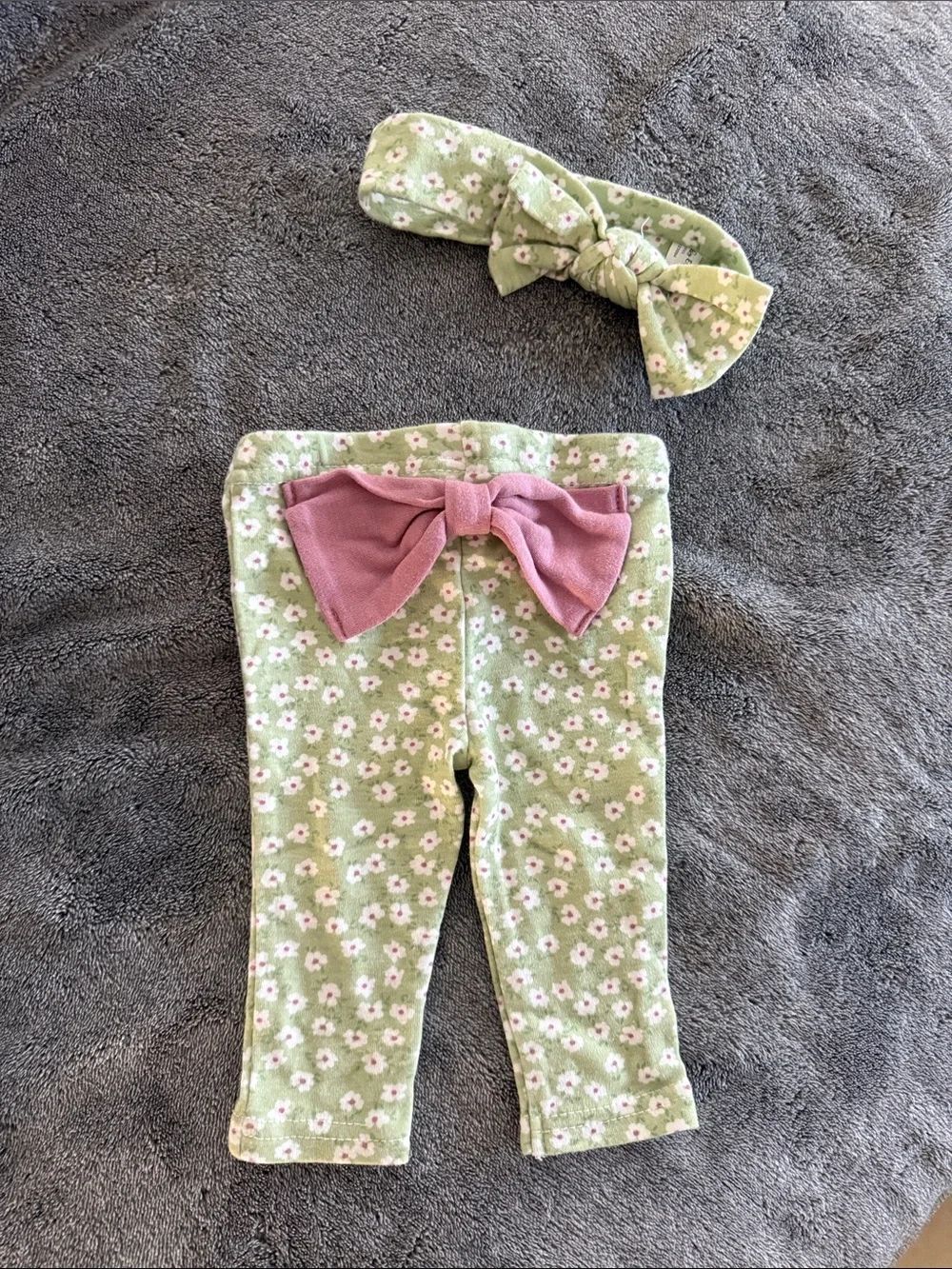 Green Floral Baby Leggings with Pink Bow & Matching Headband - 3 Month Leggings
